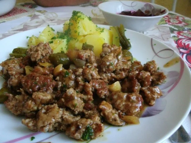 Rezept: Gehacktesstippe oder Beamtenstippe Bild Nr. 8 Gehacktesstippe oder Beamtenstippe - Rezept - Bild Nr. 8