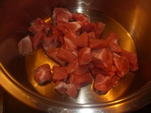 Gulasch im Römertopf - Rezept - Bild Nr. 2