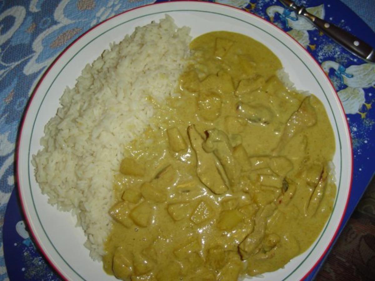 Bilder für Currygeschnetzeltes mit Ananas - Rezept