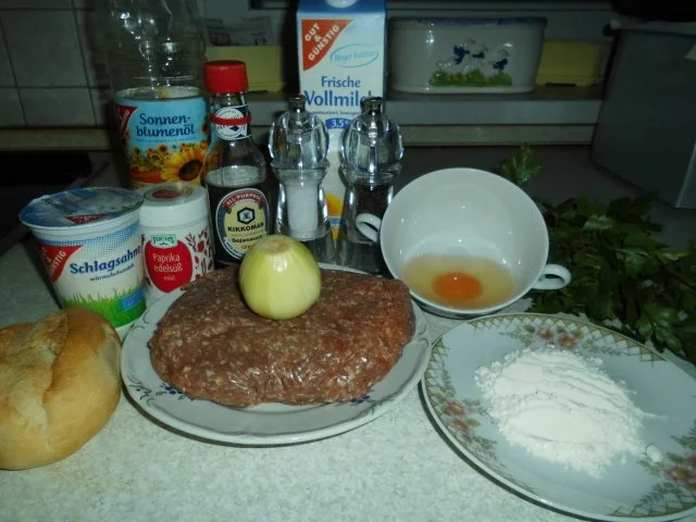 Rezept: Fleisch: Hackfleisch mit Sahnesauce Bild Nr. 2 Fleisch: Hackfleisch mit Sahnesauce - Rezept - Bild Nr. 2