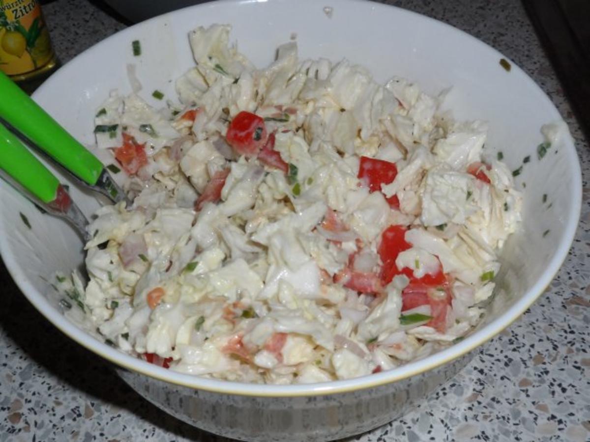 Salate/Beilagen: Einfacher Chinakohlsalat mit Tomaten und Zitronen ...