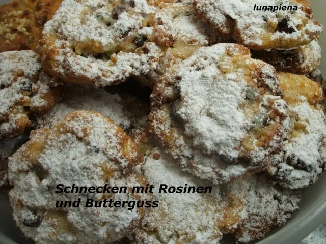 Backen: Stollenschnecken - ein Teig, zwei Varianten - Rezept