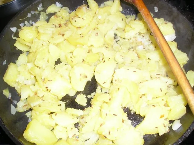 gebratene Hühnerleber mit Rotwein-Zwieblsauce - Rezept - Bild Nr. 2