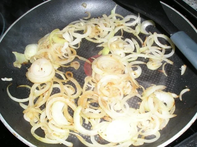 gebratene Hühnerleber mit Rotwein-Zwieblsauce - Rezept - Bild Nr. 4