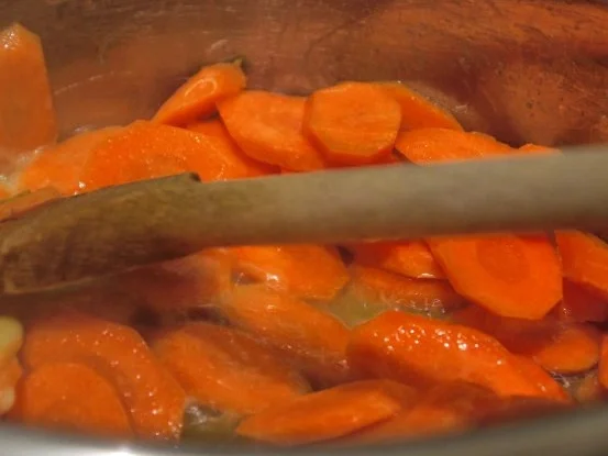 Rezept: Fruchtiges Senf-Rahm-Gemüse Bild Nr. 7 Fruchtiges Senf-Rahm-Gemüse - Rezept - Bild Nr. 7