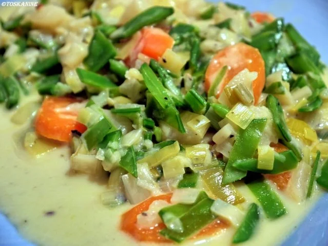 Rezept: Fruchtiges Senf-Rahm-Gemüse Fruchtiges Senf-Rahm-Gemüse - Rezept