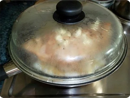 Rezept: Saftiger Kalbsbraten mit Mini Gummiklößchen nach Art meiner Mutter Bild Nr. 6 Saftiger Kalbsbraten mit Mini Gummiklößchen nach Art meiner Mutter - Rezept - Bild Nr. 6