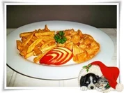 Deftiges Putengulasch natürlich mit selbstgemachten Pommes - Rezept