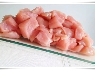 Deftiges Putengulasch natürlich mit selbstgemachten Pommes - Rezept - Bild Nr. 5