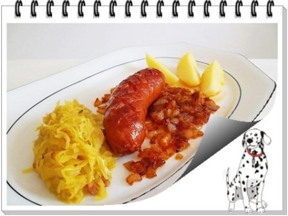 Bratwurst mit viel Zwiebel,  Sauerkraut und Salzkartoffeln - Rezept - Bild Nr. 9