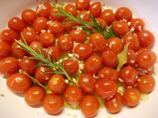 Rezept: Ofentomaten mit Penne Bild Nr. 3 Ofentomaten mit Penne - Rezept - Bild Nr. 3