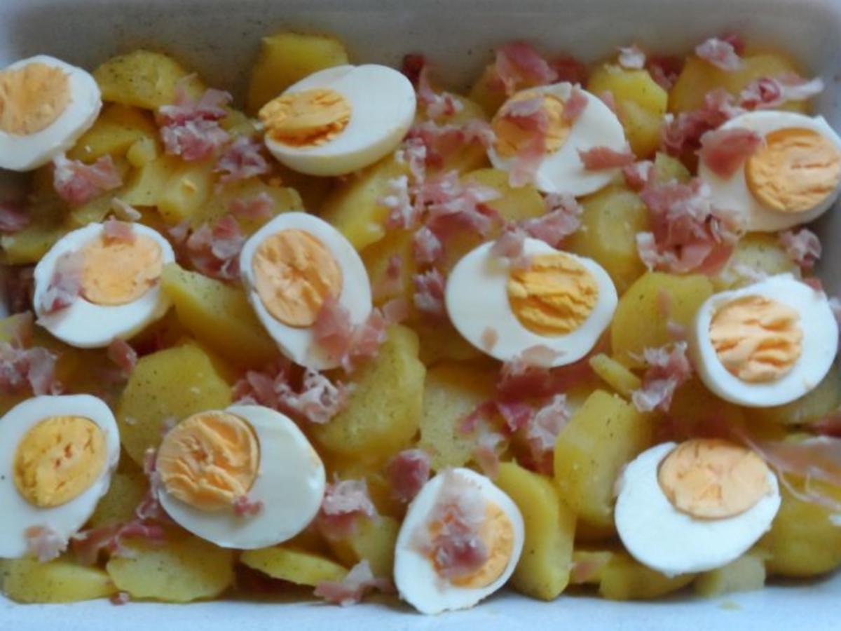 Aufläufe: Kartoffel-Zucchini-Auflauf mit Ei und Béchamel-Senf-Soße - Rezept - Bild Nr. 9
