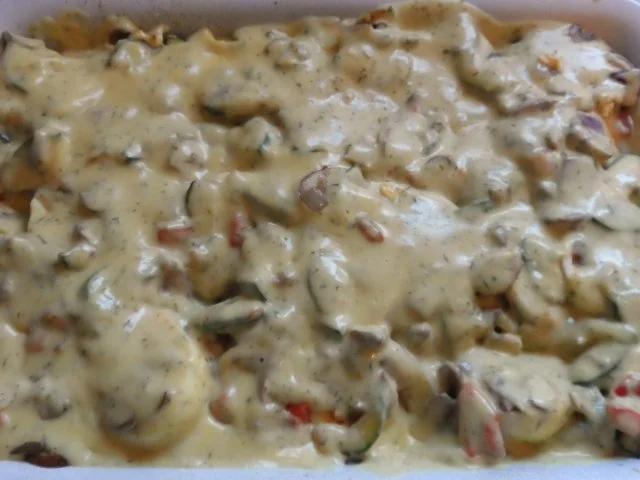 Aufläufe: Kartoffel-Zucchini-Auflauf mit Ei und Béchamel-Senf-Soße - Rezept - Bild Nr. 13