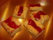 Weihnachtsplätzchen: Linzer Marzipan-Streifen - Rezept