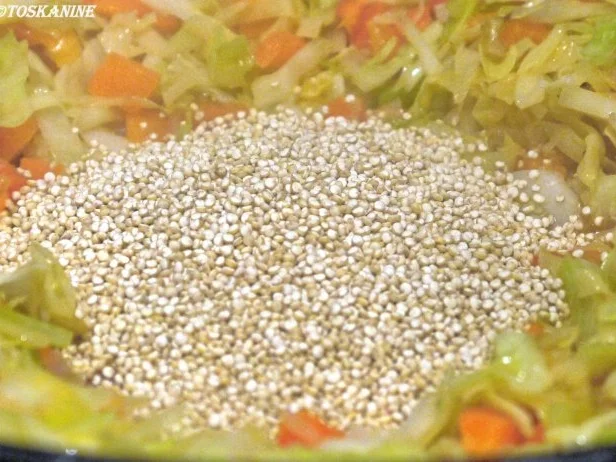 Rezept: Spitzkohl-Quinoa-Pfanne Bild Nr. 9 Spitzkohl-Quinoa-Pfanne - Rezept - Bild Nr. 9