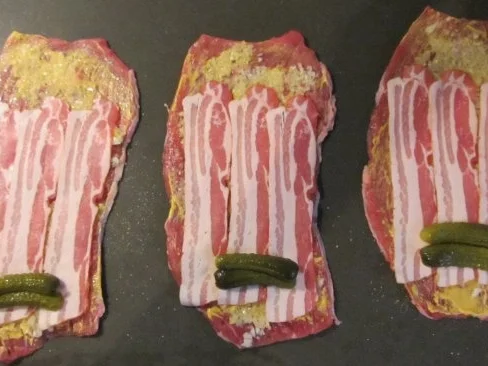 Rezept: Rouladen mit Speck-Gurken-Füllung Bild Nr. 4 Rouladen mit Speck-Gurken-Füllung - Rezept - Bild Nr. 4