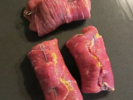 Rouladen mit Puszta-Salat-Füllung - Rezept - Bild Nr. 4