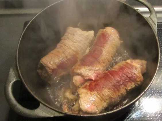 Rouladen mit Puszta-Salat-Füllung - Rezept - Bild Nr. 5