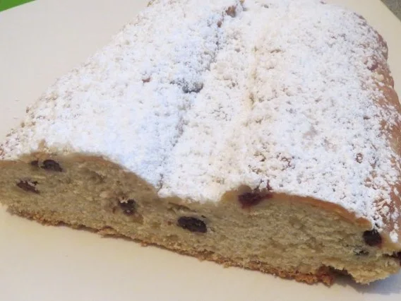 Rezept: Backen: Butter-Stolle mit Cranberries (Weihnachtsstolle) Backen: Butter-Stolle mit Cranberries (Weihnachtsstolle) - Rezept