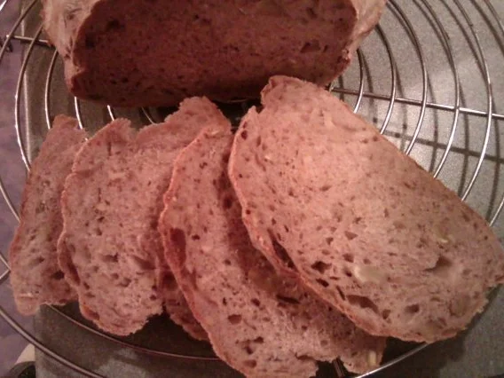 Walnuss-Bierbrot - Rezept - Bild Nr. 4