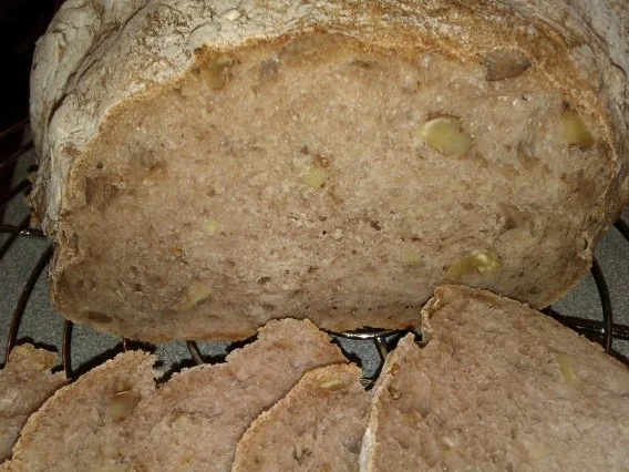 Walnuss-Bierbrot - Rezept