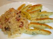 Zwiebel-Schupfnudeln mit Speckkraut - Rezept