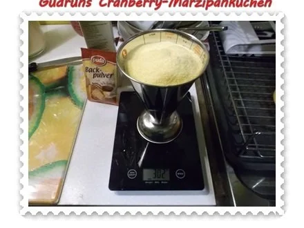 Kuchen: Cranberry-Marzipankuchen - Rezept - Bild Nr. 4