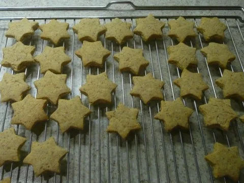 Rezept: Gewürzsterne Bild Nr. 2 Gewürzsterne - Rezept - Bild Nr. 2