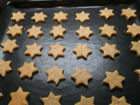 Rezept: Gewürzsterne Bild Nr. 3 Gewürzsterne - Rezept - Bild Nr. 3