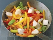 Rotbarschfilet mit Paprika – Aprikosen Sauce - Rezept - Bild Nr. 2