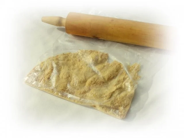 Rezept: Süße Quinoa- Bällchen mit Himbeerkern auf Avocadocreme Bild Nr. 4 Süße Quinoa- Bällchen mit Himbeerkern auf Avocadocreme - Rezept - Bild Nr. 4