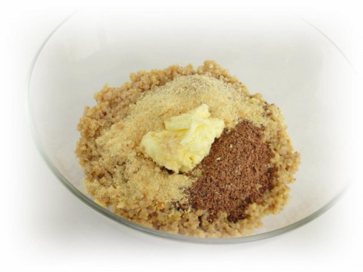 Süße  Quinoa- Bällchen mit Himbeerkern auf Avocadocreme - Rezept - Bild Nr. 6