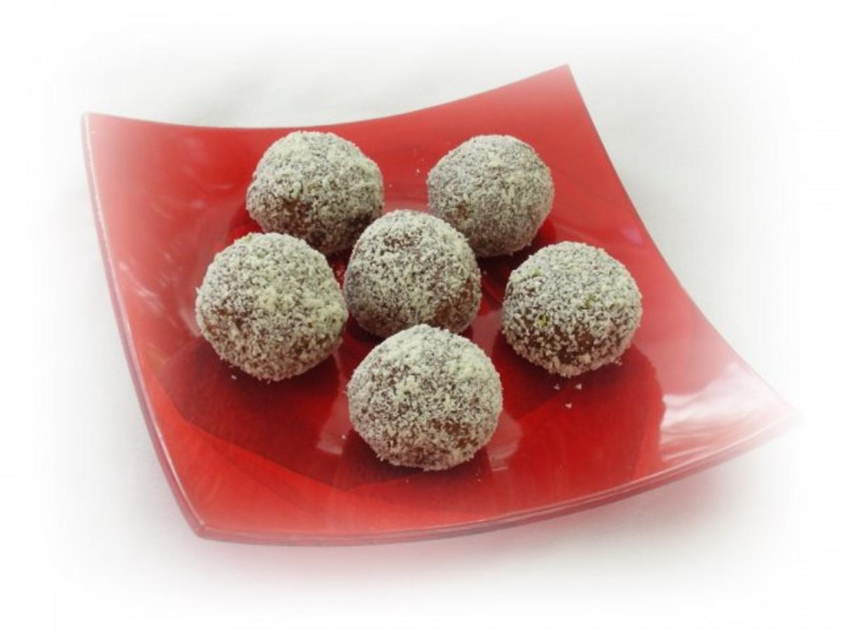 Süße  Quinoa- Bällchen mit Himbeerkern auf Avocadocreme - Rezept - Bild Nr. 12
