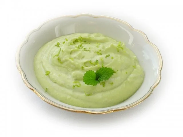 Rezept: Süße Quinoa- Bällchen mit Himbeerkern auf Avocadocreme Bild Nr. 14 Süße Quinoa- Bällchen mit Himbeerkern auf Avocadocreme - Rezept - Bild Nr. 14