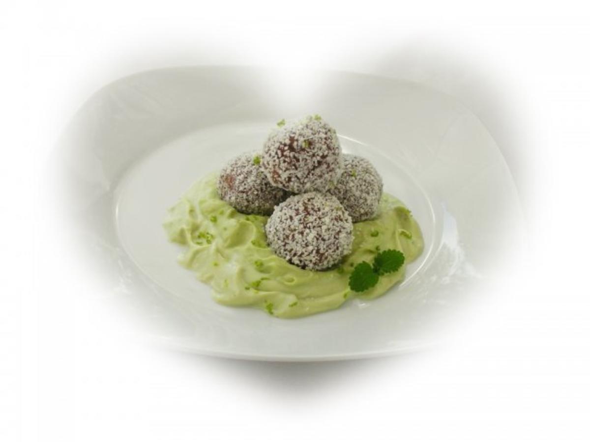 Süße  Quinoa- Bällchen mit Himbeerkern auf Avocadocreme - Rezept - Bild Nr. 15