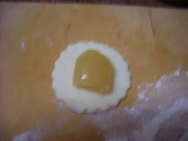 Rezept: Zitronen-Plätzchen Bild Nr. 5 Zitronen-Plätzchen - Rezept - Bild Nr. 5