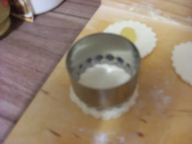 Rezept: Zitronen-Plätzchen Bild Nr. 7 Zitronen-Plätzchen - Rezept - Bild Nr. 7