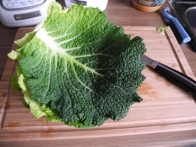 Vegan : Wirsing - Quinoa - Pfanne mit Soja - Leberkäse und gerösteten Cashewkernen - Rezept - Bild Nr. 3