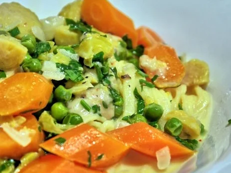 Rezept: Spaghetti mit einer Gemüse-Käse-Sauce Spaghetti mit einer Gemüse-Käse-Sauce - Rezept