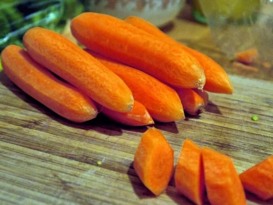 Rezept: Spaghetti mit einer Gemüse-Käse-Sauce Bild Nr. 4 Spaghetti mit einer Gemüse-Käse-Sauce - Rezept - Bild Nr. 4