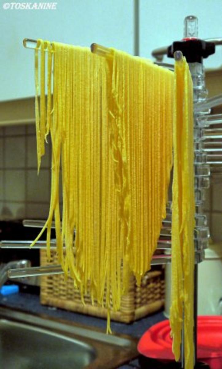 Spaghetti mit einer Gemüse-Käse-Sauce - Rezept - Bild Nr. 3