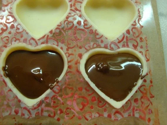 Rezept: Pralinen für die lieben Kleinen (ohne Alkohol) Bild Nr. 2 Pralinen für die lieben Kleinen (ohne Alkohol) - Rezept - Bild Nr. 2