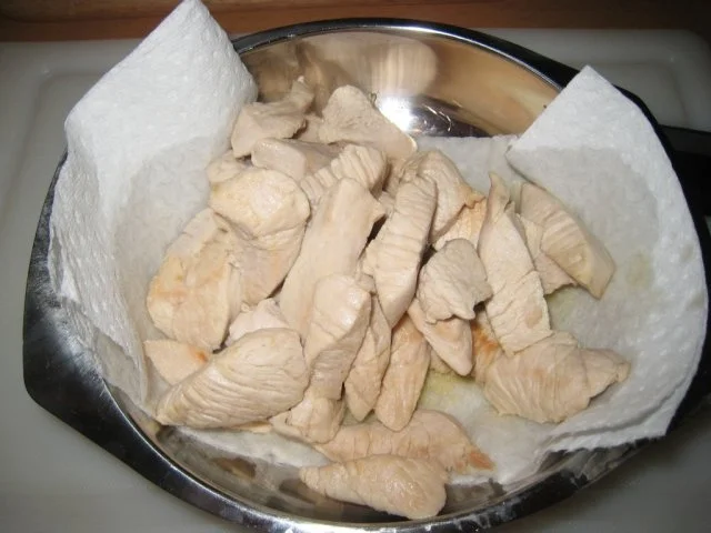 Rezept: Putenfilet in Chianti-Champignon-Sauce mit Penne Rigate Bild Nr. 2 Putenfilet in Chianti-Champignon-Sauce mit Penne Rigate - Rezept - Bild Nr. 2