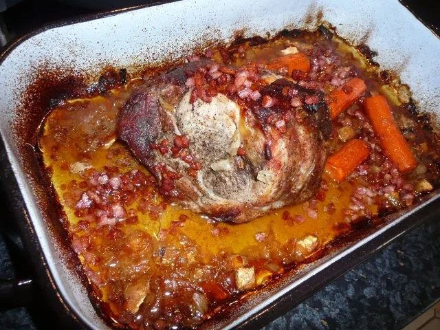 Rezept: Schweinebraten Bild Nr. 10 Schweinebraten - Rezept - Bild Nr. 10