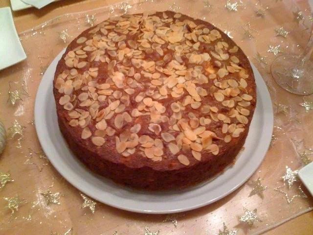 Rezept: Leo´s Frau Dinkel-Nusskuchen Leo´s Frau Dinkel-Nusskuchen - Rezept