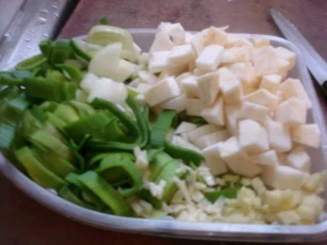 Hühner-Nudel-Gemüse-Mettbällchen-Eintopf - Rezept - Bild Nr. 6