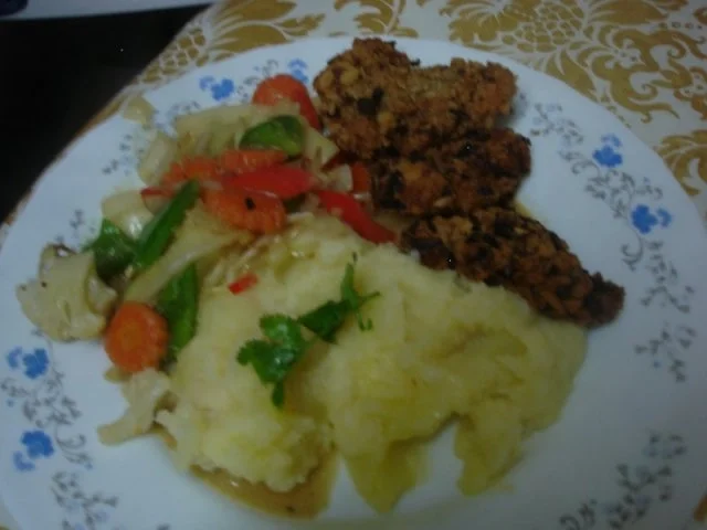 Hähnchennuggets mit Sellerie-Kartoffelstampf und Wok-Gemüse - Rezept - Bild Nr. 18