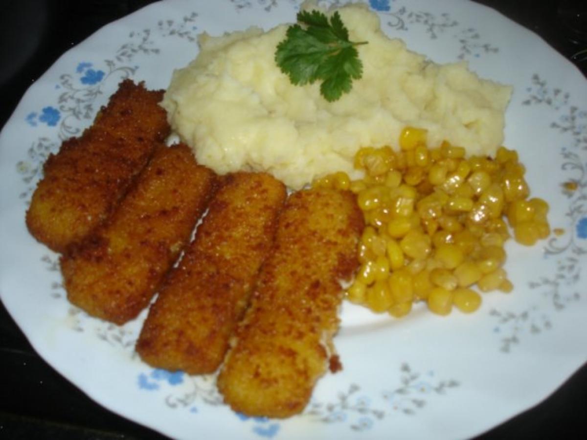Fischstäbchen mit Sellerie-Kartoffelstampf und Buttermais - Rezept - Bild Nr. 7
