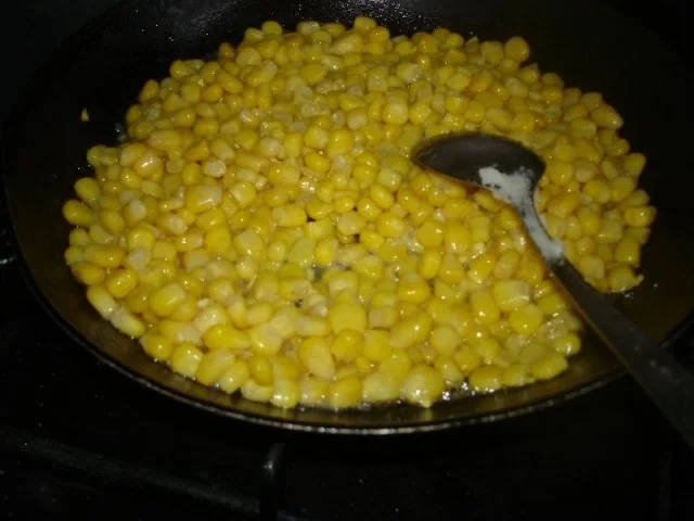 Fischstäbchen mit Sellerie-Kartoffelstampf und Buttermais - Rezept - Bild Nr. 3