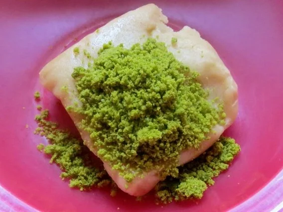 Süßes: Gefüllte Datteln im Teigmantel - Rezept - Bild Nr. 2